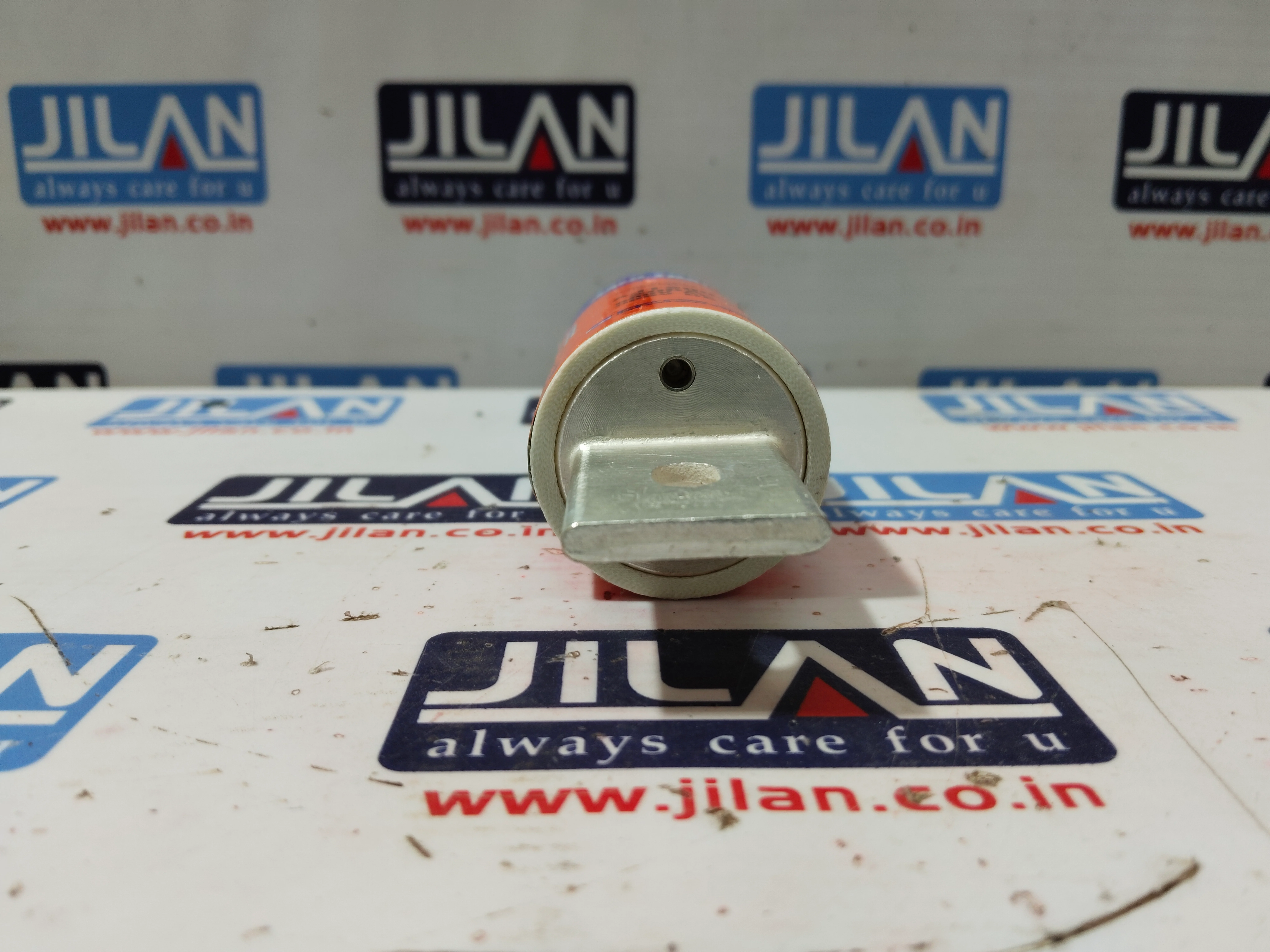 AJT200